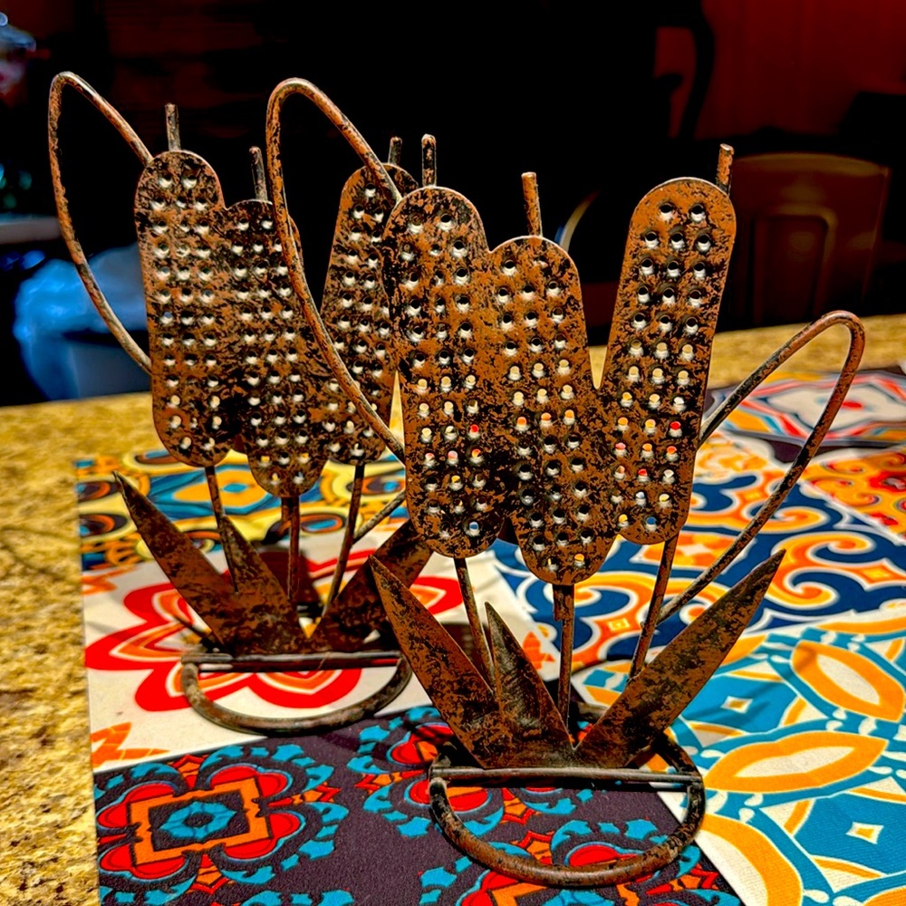 Set of cattail tea light candle holders